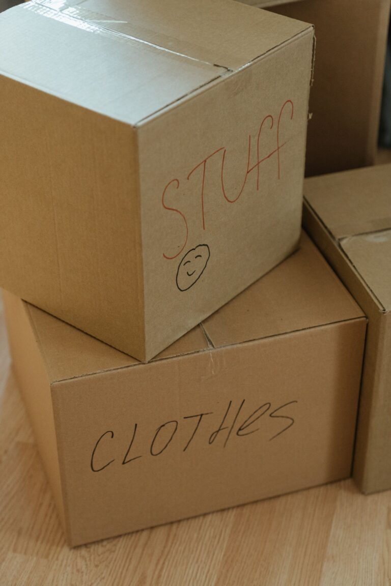 Moving Boxes: 8 Things Professional Movers Hate to Pack