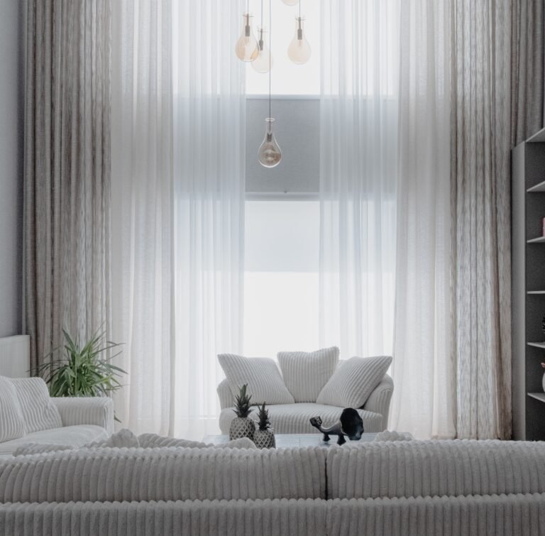 Living Room Decor: 8 Trends Professional Designers Hate to See