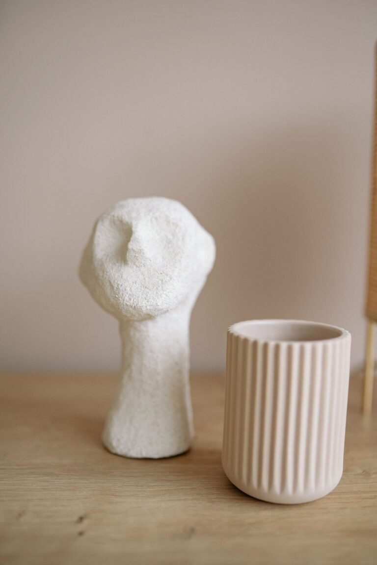 7 Proven Gifts for Decor Lovers You Actually Hate