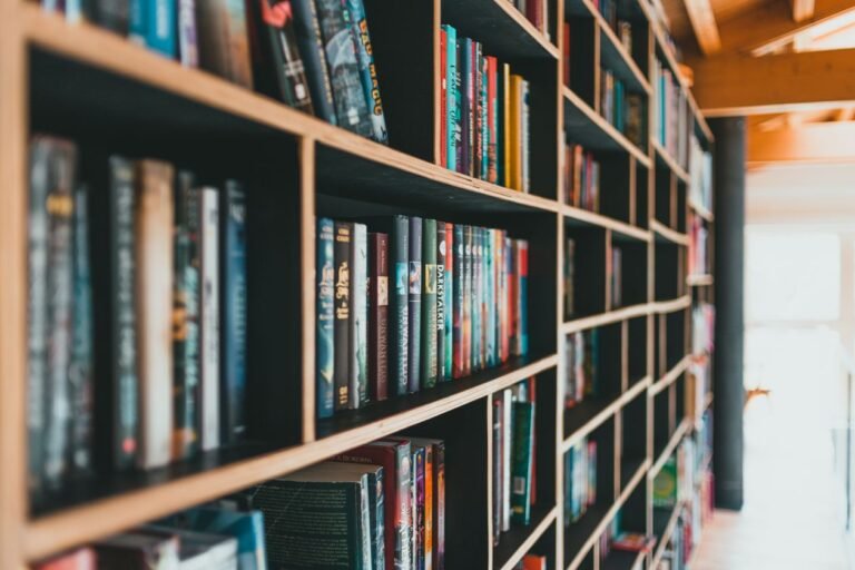 7 Proven Living Room Shelf Styling You Actually Hate