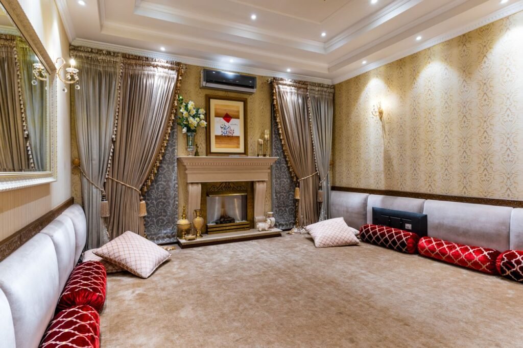7 Proven Small Sofa Arrangement You Actually Hate